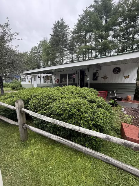 2 Ponderosa Park, Charlestown, NH 03603