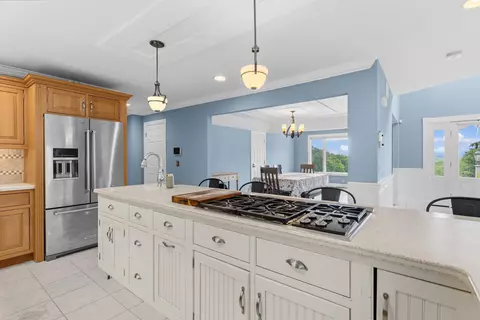 Kitchen - 101 Mansion Rd, Dunbarton, NH 03046 photo 11 of 11