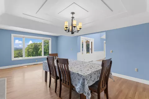 Dining - 101 Mansion Rd, Dunbarton, NH 03046 photo 4 of 4