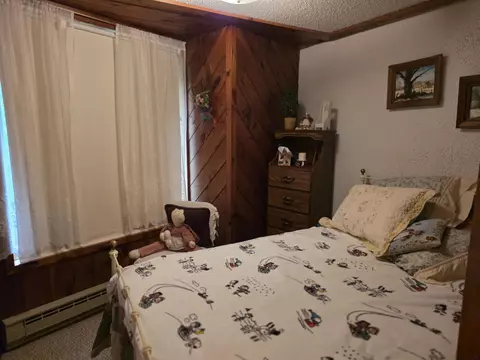 Bedroom - 429 Perch Pond Rd, Campton, NH 03223 photo 5 of 10