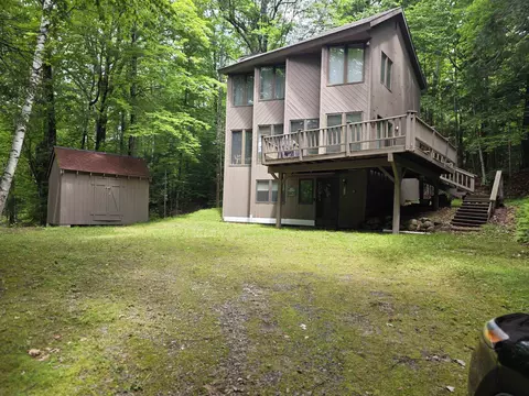 429 Perch Pond Rd, Campton, NH 03223