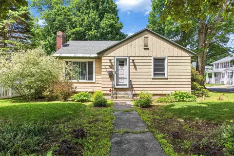874 Belmont St, Manchester, NH 03104