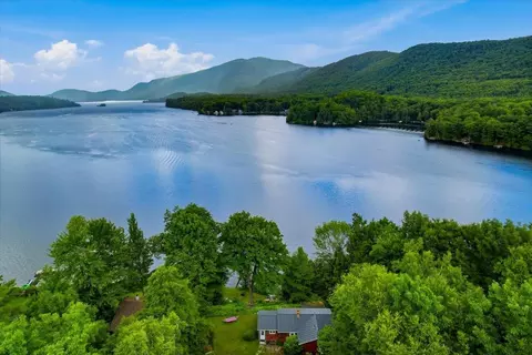 256 Mountain View Dr, Leicester, VT 05733