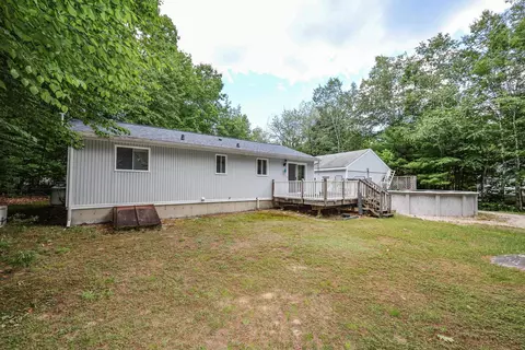 Exterior - 60 Farmer Rd, Hooksett, NH 03106 photo 2 of 5