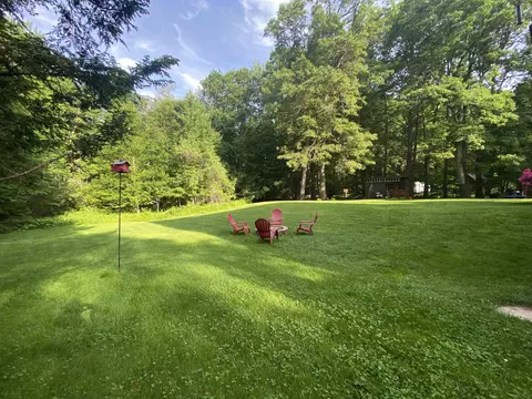 Exterior - 54 Beech Hill Rd, Exeter, NH 03833 photo 8 of 11