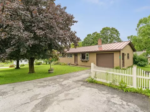 119 Nash Dr, Wallingford, VT 05773