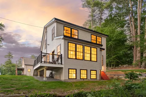 Exterior - 7 Beach Rd, Hampstead, NH 03841 photo 3 of 15
