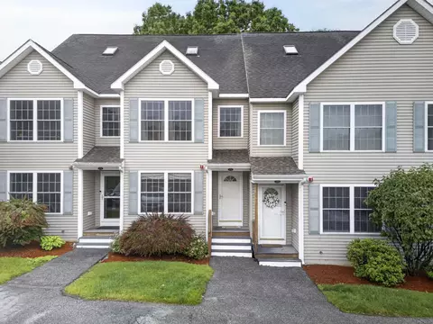 41 Shadowbrook Dr #B, Hudson, NH 03051