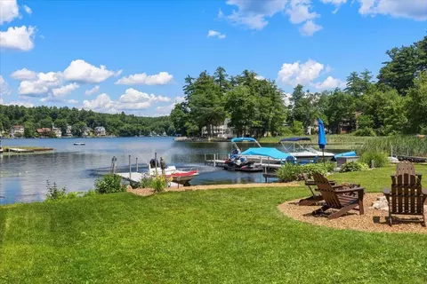 Exterior - 10 Cross St, Windham, NH 03087 photo 7 of 8