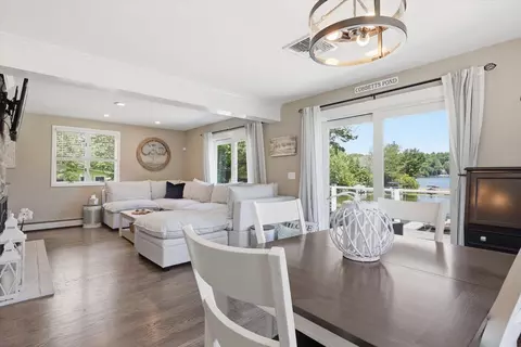 Dining - 10 Cross St, Windham, NH 03087 photo 1 of 1