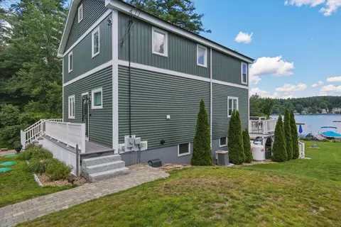 Exterior - 10 Cross St, Windham, NH 03087 photo 3 of 8