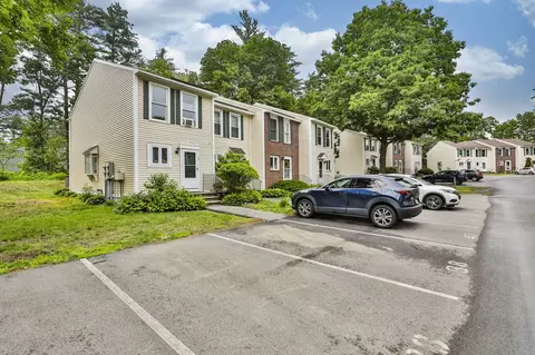 38 Shelburne Rd, Merrimack, NH 03054