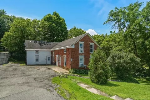 297 Main St, Vergennes, VT 05491