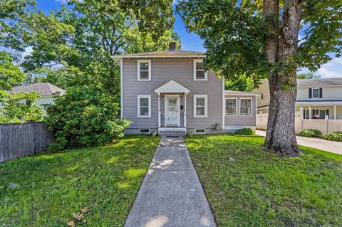20 Lawndale Ave, Nashua, NH 03060