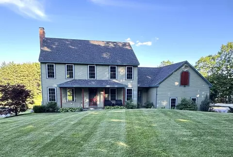 8 Old Mill Ln, Rollinsford, NH 03869