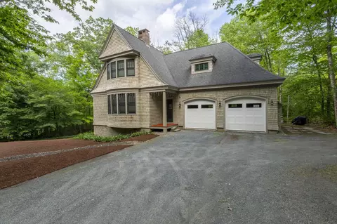 12 Fernwood Ln, Grantham, NH 03753