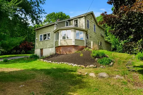 84 N Water St, Boscawen, NH 03303