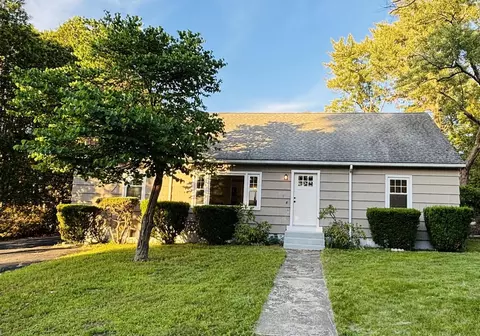 8 Cote Ave, Nashua, NH 03060