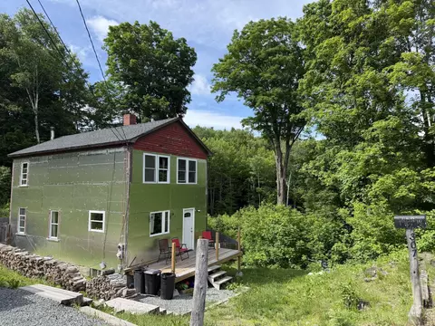 307 Denmark St, Berlin, NH 03570