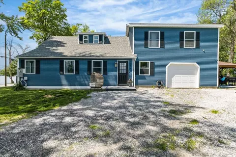 1046 Hathaway Point Rd, Georgia, VT 05478