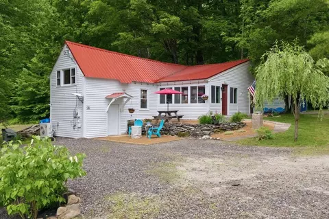 1 Basin Brook Rd, Rumney, NH 03266
