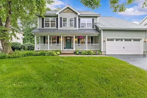 30 Tyler Dr, Essex Junction, VT 05452