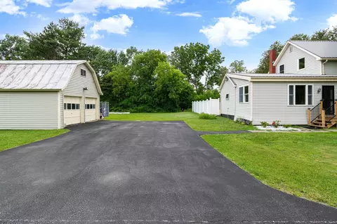 78 Aldis St, Saint Albans, VT 05478