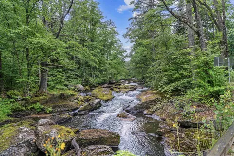 566 Beard Rd, Hillsborough, NH 03244