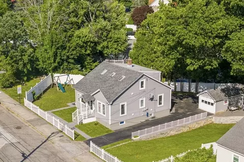 123 Smyth Rd, Manchester, NH 03104