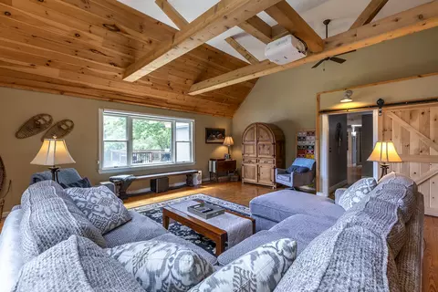 Living - 136 Yeaw Rd, Dover, VT 05341 photo 3 of 3