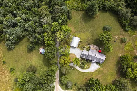 View/Area - 136 Yeaw Rd, Dover, VT 05341 photo 1 of 1