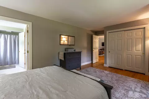 Bedroom - 136 Yeaw Rd, Dover, VT 05341 photo 5 of 7