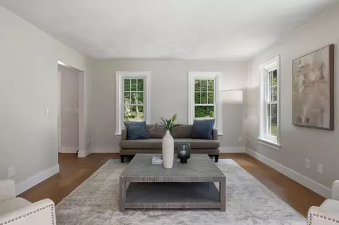 Living - 60 Horseshoe Rd, Windham, NH 03087 photo 2 of 4