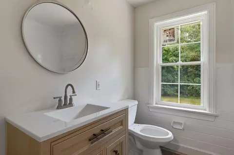 Bath - 60 Horseshoe Rd, Windham, NH 03087 photo 2 of 3