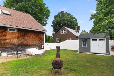 Exterior - 1 Scammon Ln, Exeter, NH 03833 photo 5 of 7