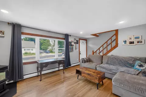 Living - 1 Scammon Ln, Exeter, NH 03833 photo 1 of 1