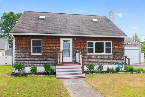 1 Scammon Ln, Exeter, NH 03833