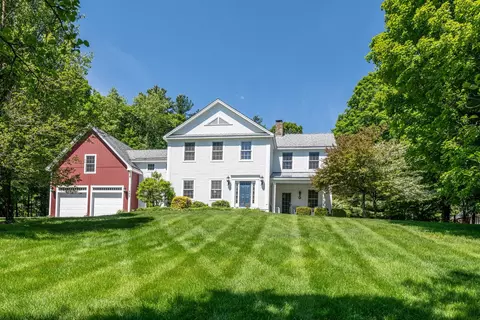 777 Mccooey Dr, Manchester, VT 05255