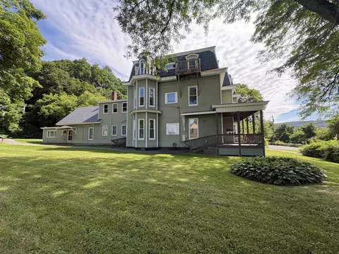 533 S Main St, White River Junction, VT 05001