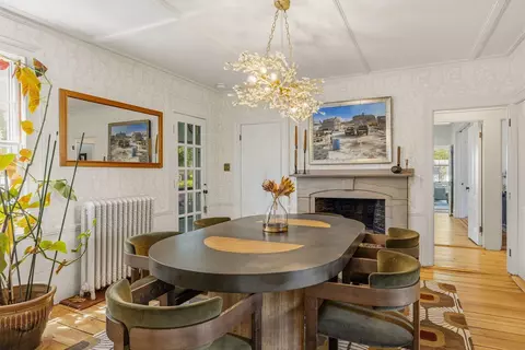 Dining - 60 Main St, Exeter, NH 03833 photo 2 of 3