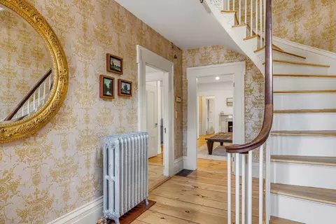 Entry Way - 60 Main St, Exeter, NH 03833 photo 4 of 10