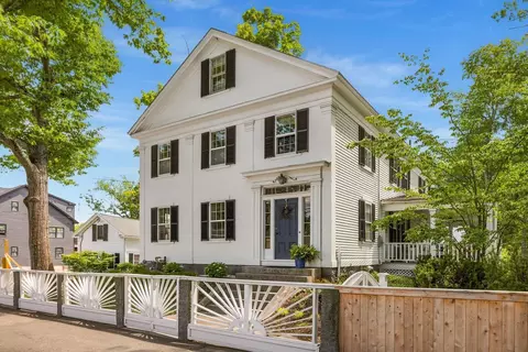 Exterior - 60 Main St, Exeter, NH 03833 photo 2 of 10