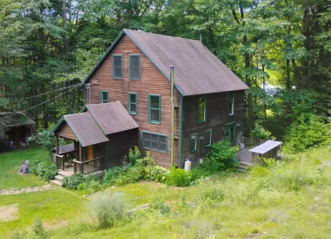 160 Akley Rd, Brattleboro, VT 05301