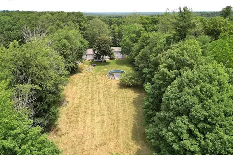 224 Haverhill Rd, Chester, NH 03036