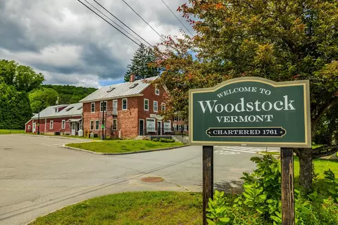 2706 E Woodstock Rd, Woodstock, VT 05091