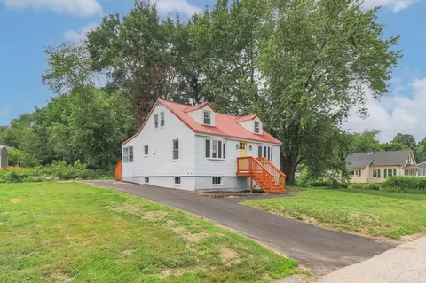 30 Dawson Ave, Manchester, NH 03104