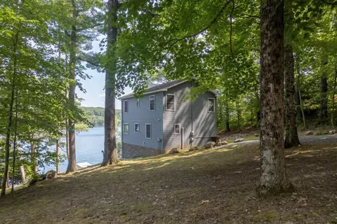 Exterior - 95 Rockview Rd, Castleton, VT 05735 photo 2 of 3