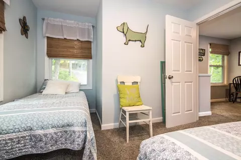 Bedroom - 95 Rockview Rd, Castleton, VT 05735 photo 6 of 8