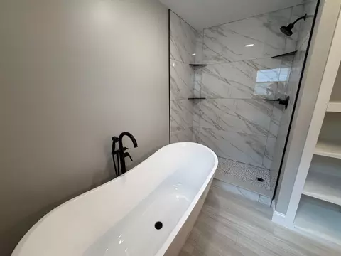 Bath - 723 Third Ave, Berlin, NH 03570 photo 6 of 6