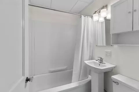 Bath - 73 E Wheelock St, Hanover, NH 03755 photo 1 of 3